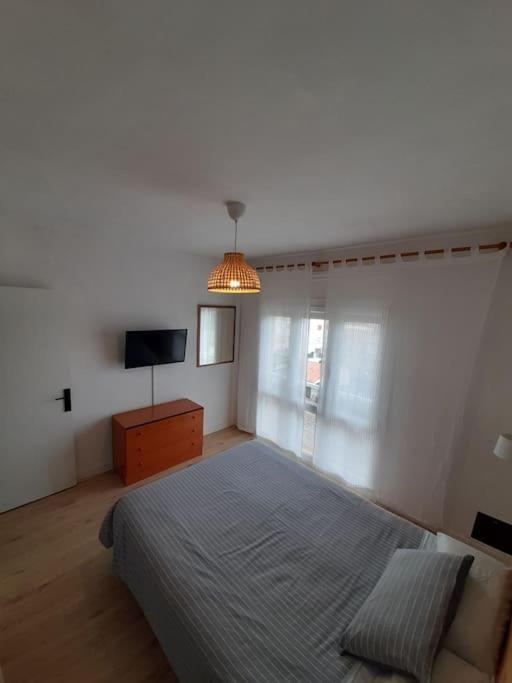 Precioso Apartamento En L'Hospitalet De L'Infant Exterior photo