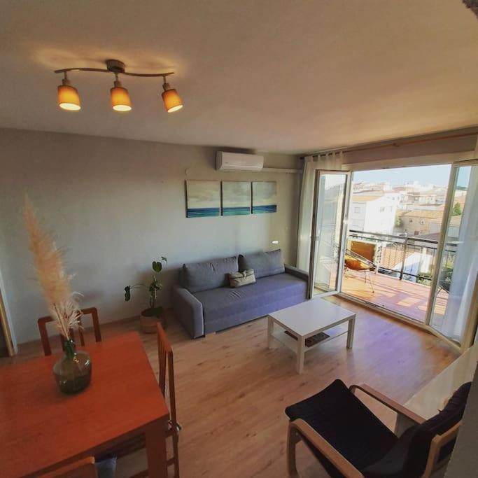 Precioso Apartamento En L'Hospitalet De L'Infant Exterior photo